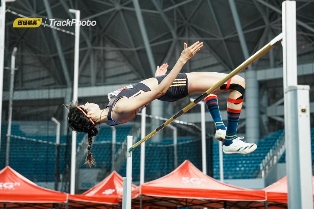 斯基拉：尤文正在研究冬窗签中卫，但补强中场依然是主要目标