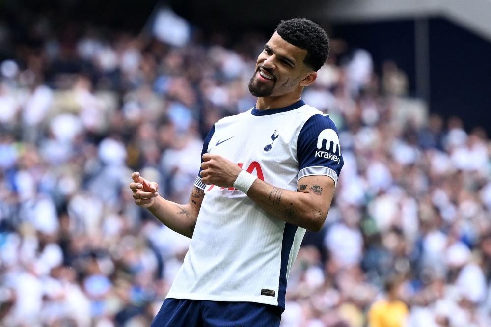 湖人生涯最强一战！斯玛特狂轰8记三分砍26分创赛季新高